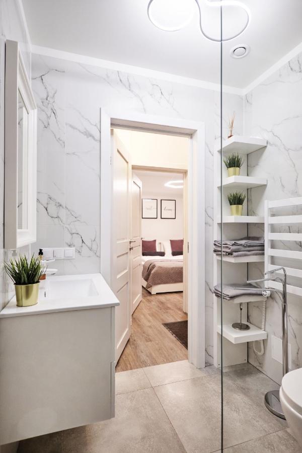 Owls Hill Apartment Kaunas Exterior photo